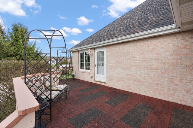 1552 Jade Boulevard, Valparaiso, IN 46385