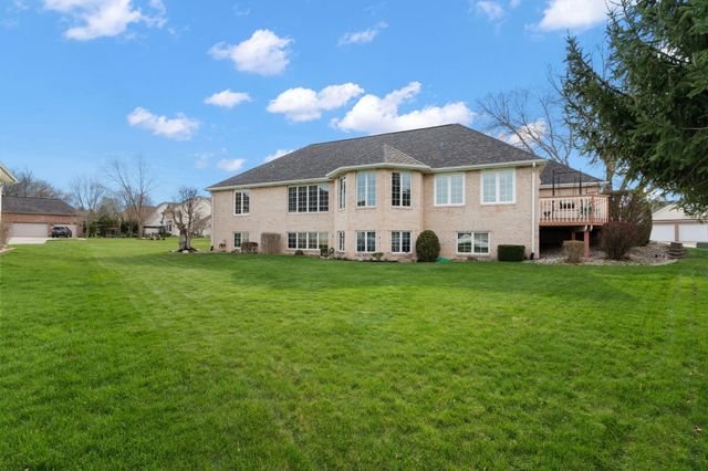 1552 Jade Boulevard, Valparaiso, IN 46385