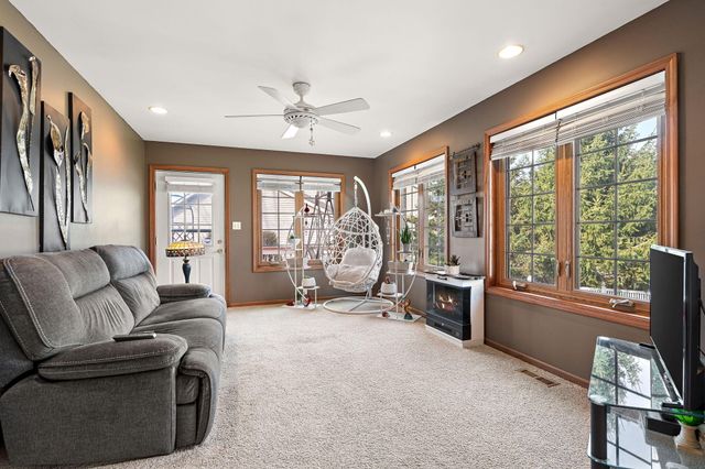 1552 Jade Boulevard, Valparaiso, IN 46385