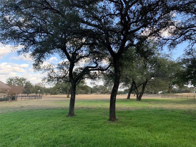 27029 Masters Pkwy., Spicewood, TX 78669