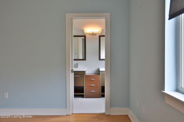 415 Hancock Green Pl 101-201, Louisville, KY 40202