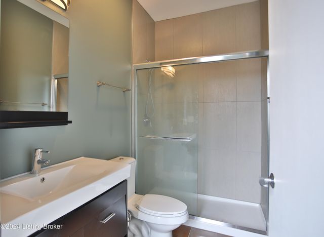 415 Hancock Green Pl 101-201, Louisville, KY 40202