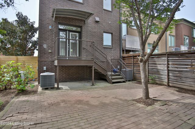 415 Hancock Green Pl 101-201, Louisville, KY 40202