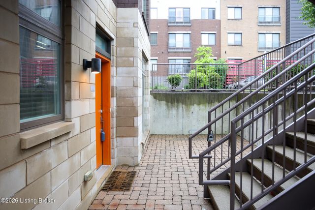 415 Hancock Green Pl 101-201, Louisville, KY 40202