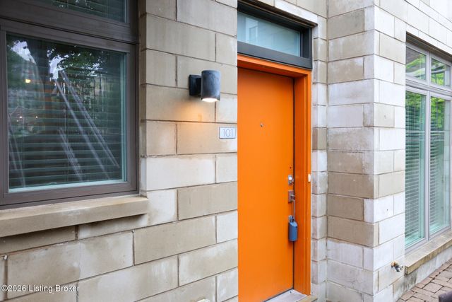 415 Hancock Green Pl 101-201, Louisville, KY 40202
