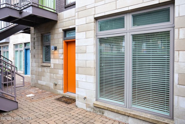 415 Hancock Green Pl 101-201, Louisville, KY 40202