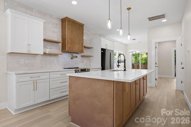 119 Idlewild Avenue, Raleigh, NC 27601