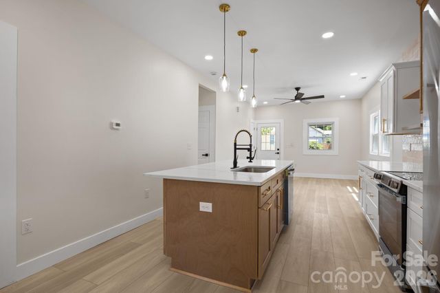 119 Idlewild Avenue, Raleigh, NC 27601
