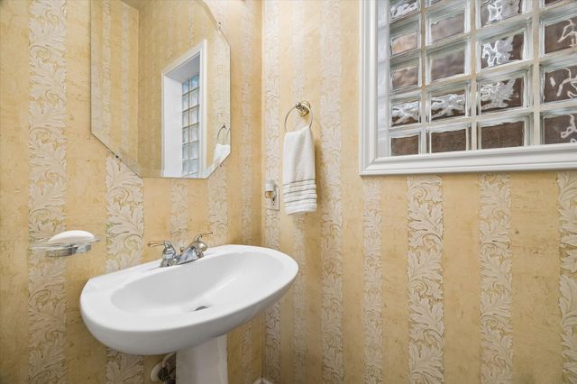 5307 Hidalgo Street, Houston, TX 77056