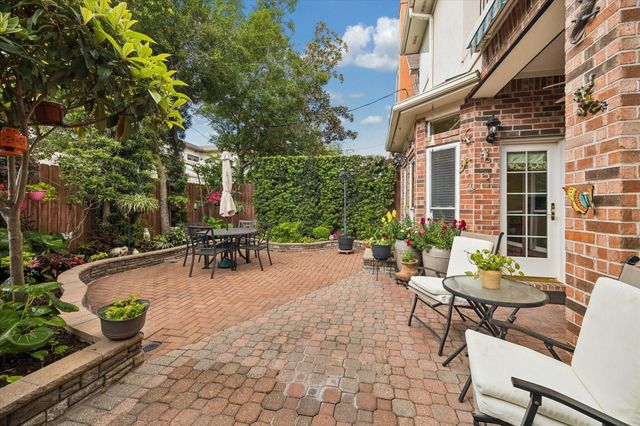 5307 Hidalgo Street, Houston, TX 77056