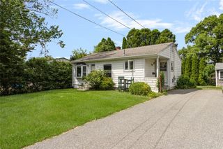 58 Springer Avenue, Tiverton, RI 02878