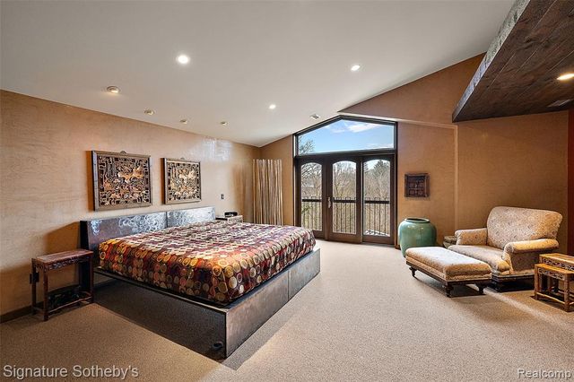 7357 Lindenmere Drive, Bloomfield Hills, MI 48301