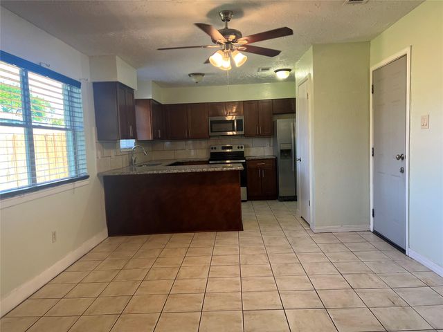 2406 Ridge Hollow Drive, Houston, TX 77067