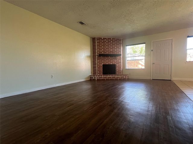 2406 Ridge Hollow Drive, Houston, TX 77067