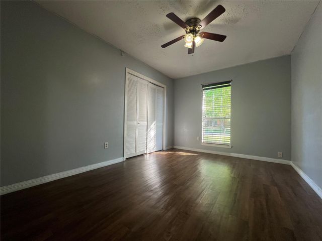 2406 Ridge Hollow Drive, Houston, TX 77067