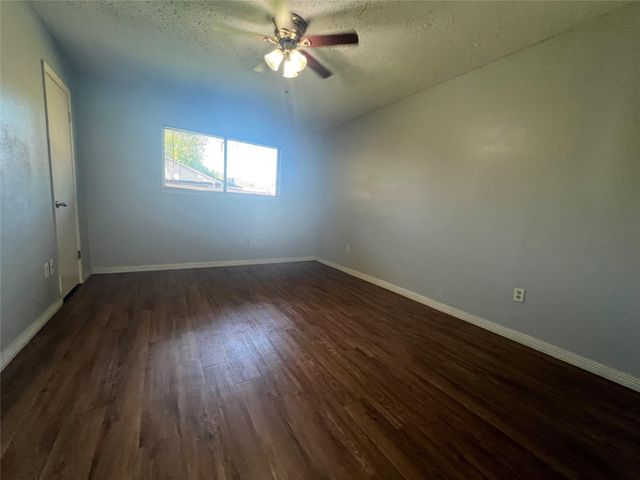 2406 Ridge Hollow Drive, Houston, TX 77067