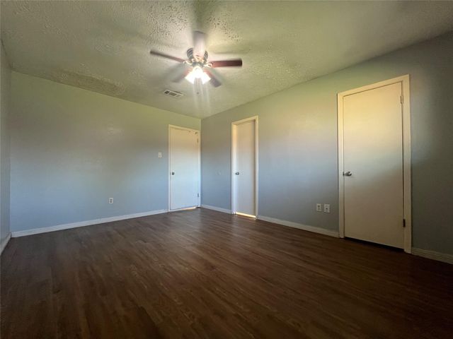 2406 Ridge Hollow Drive, Houston, TX 77067