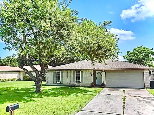 2406 Ridge Hollow Drive, Houston, TX 77067