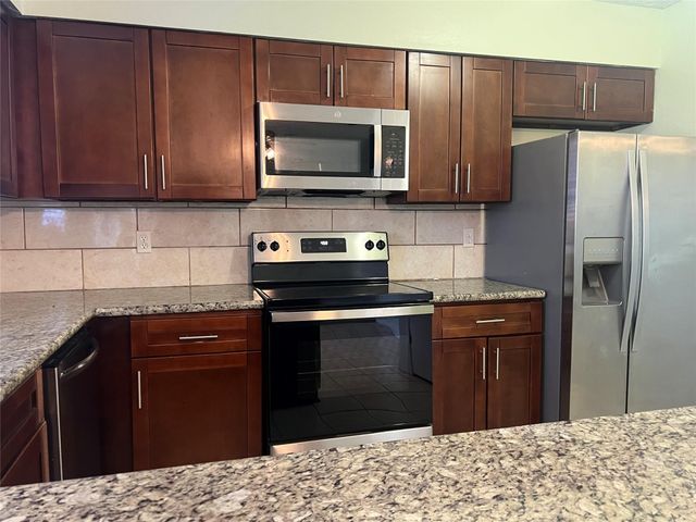 2406 Ridge Hollow Drive, Houston, TX 77067