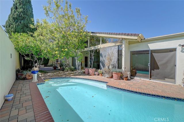 24186 Elrond Lane, Lake Forest, CA 92630