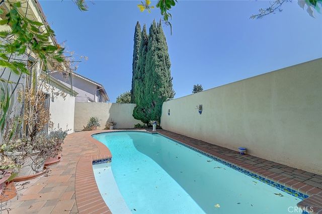 24186 Elrond Lane, Lake Forest, CA 92630