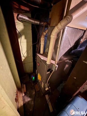 2417 W ANN Street, Peoria, IL 61605