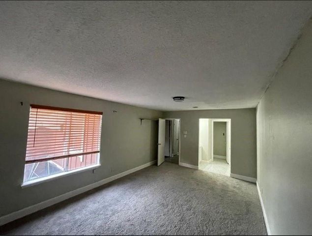 8496 Dairy View Lane, Houston, TX 77072