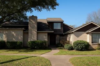 8496 Dairy View Lane, Houston, TX 77072
