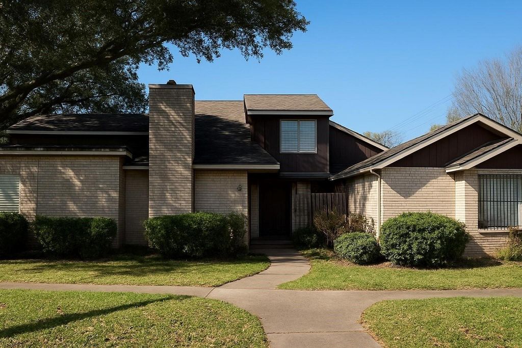 8496 Dairy View Lane, Houston, TX 77072