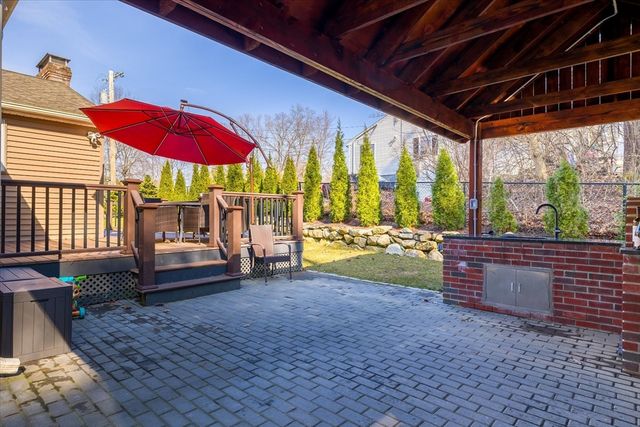 17 Jonathan Dr, Ayer, MA 01432