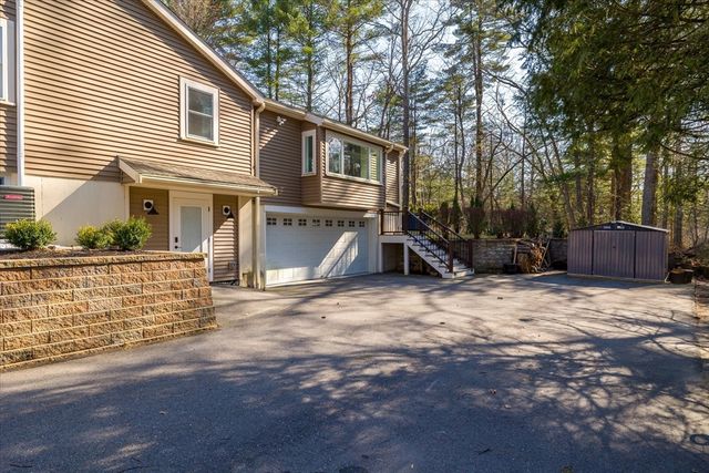 17 Jonathan Dr, Ayer, MA 01432