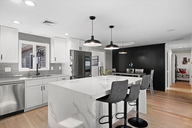 17 Jonathan Dr, Ayer, MA 01432