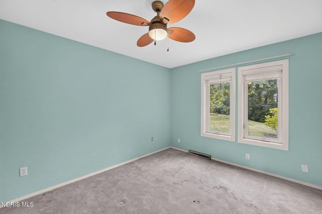 1037 Westbrook Drive, Perrysburg, OH 43551