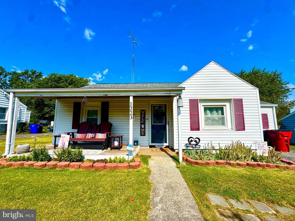 1223 GLENWOOD AVE, Hagerstown, MD 21742