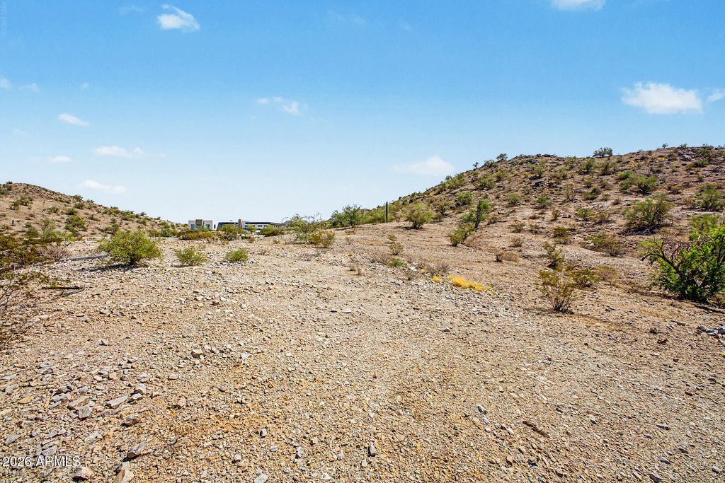 17691 W ESTES Way 29, Goodyear, AZ 85338 — photo 2