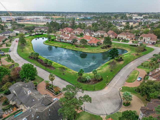 9503 Martha Springs Drive, Houston, TX 77070