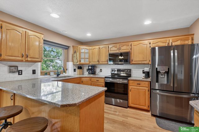 6707 S 163rd Street, Omaha, NE 68135