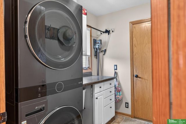 6707 S 163rd Street, Omaha, NE 68135