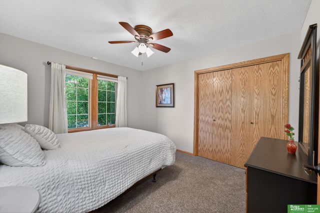 6707 S 163rd Street, Omaha, NE 68135