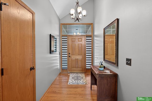 6707 S 163rd Street, Omaha, NE 68135