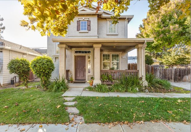 736 Jacob Way, Oakdale, CA 95361