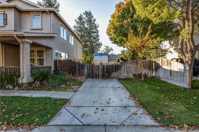 736 Jacob Way, Oakdale, CA 95361