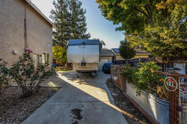 736 Jacob Way, Oakdale, CA 95361