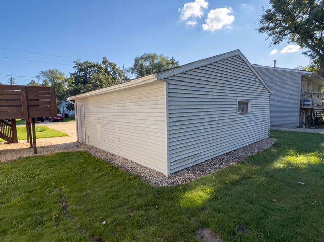 1720 24th Avenue SE, Rochester, MN 55904