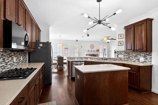 6921 Tartan Trail, Garland, TX 75044