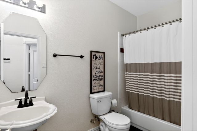 6921 Tartan Trail, Garland, TX 75044