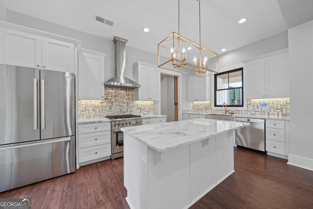 135 Harmony Bay Drive, Eatonton, GA 31024