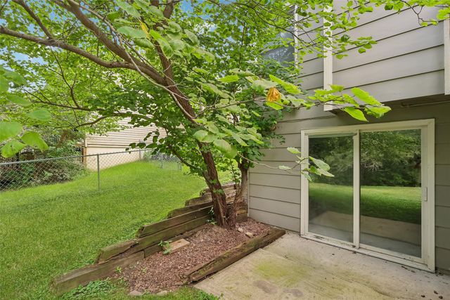 3851 92nd Drive, Urbandale, IA 50322