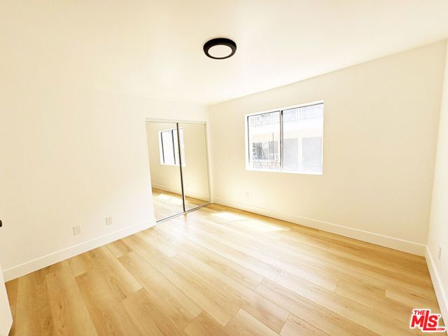 5440 Carlton Way 106, Los Angeles, CA 90027