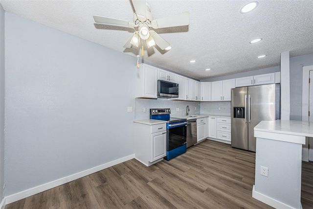 3295 FOX CHASE CIRCLE N 107, Palm Harbor, FL 34683